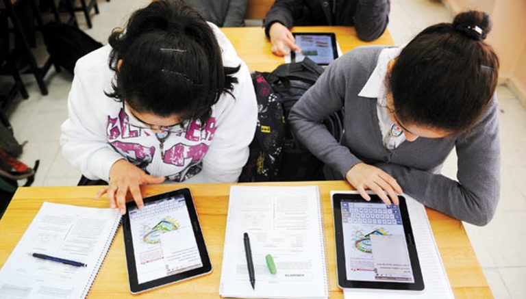 Öğretmen ve öğrencilere okul için ücretsiz internet!