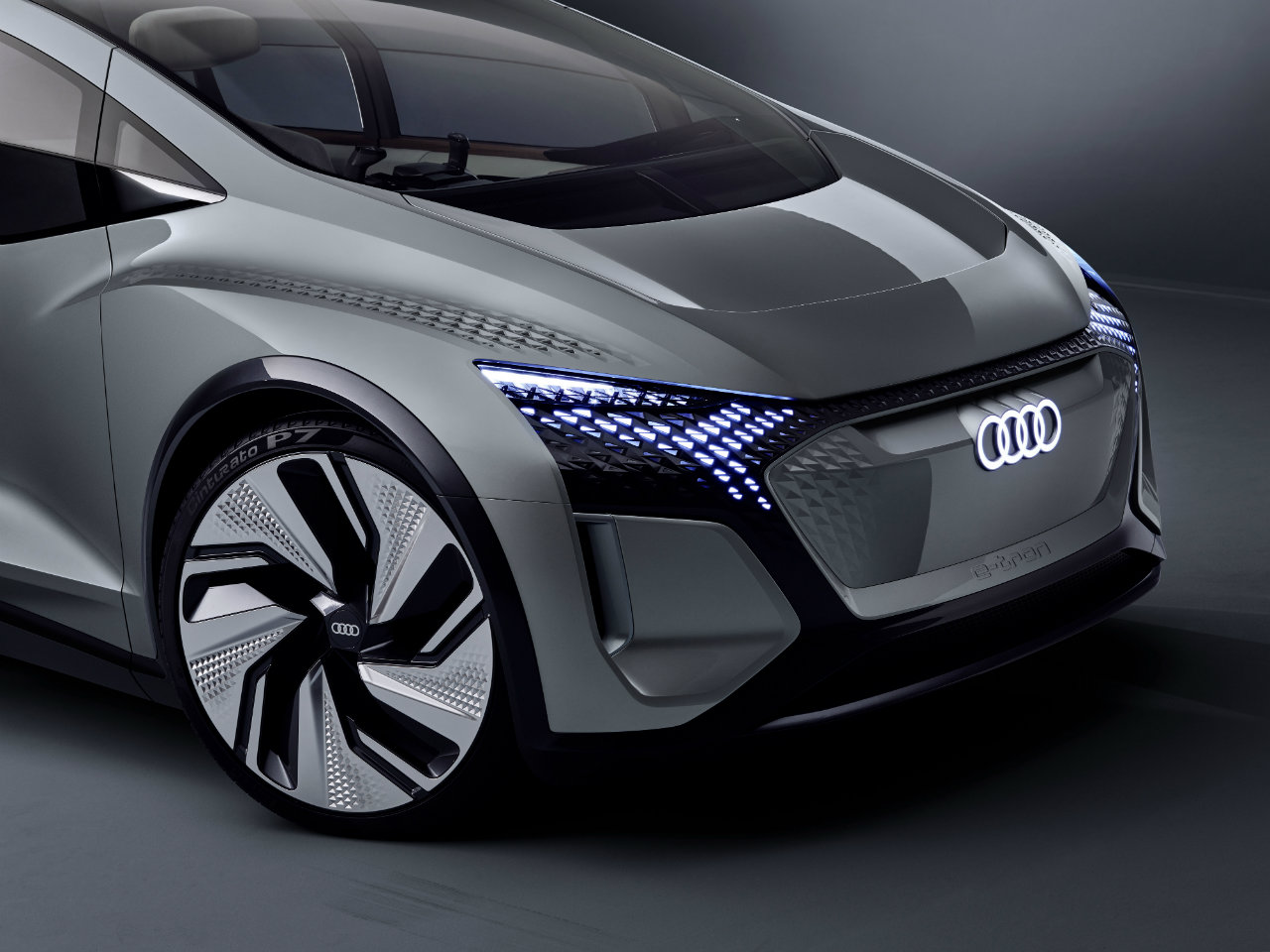 Audi sürücüsüz araç konseptini tanıttı!
