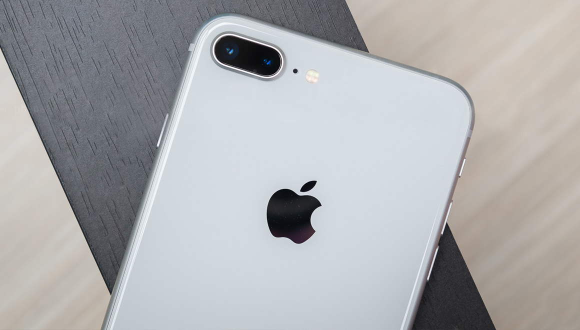 Apple Katlanabilir telefon / iPhone 8 Plus farklı renk seçenekleri ile Amazon’da!