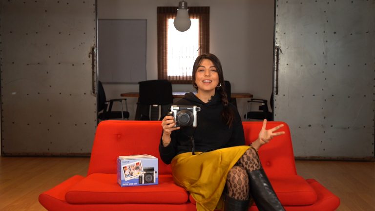 Selfie çektiren Fujifilm Instax Wide 300 inceleme!