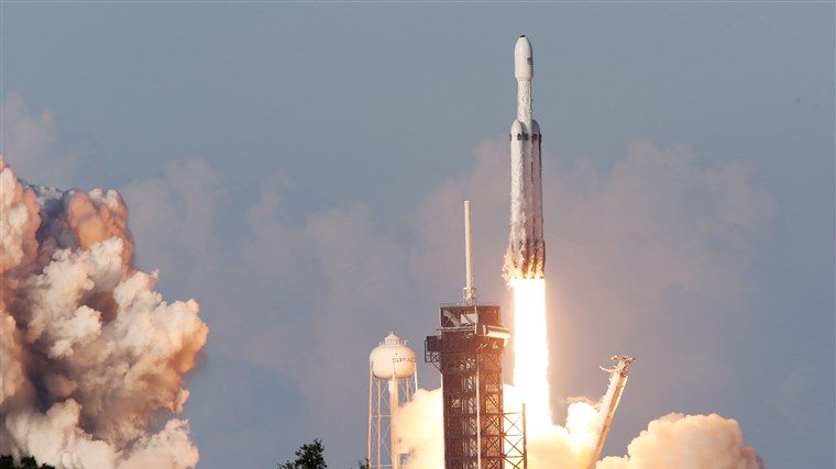 SpaceX Falcon Heavy ikinci defa fırlatıldı!