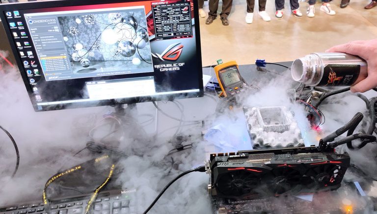 28 çekirdekli Intel Xeon W-3175X overlock edildi!