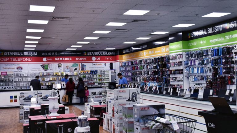 İstanbul Bilişim’den Anneler Günü indirimi