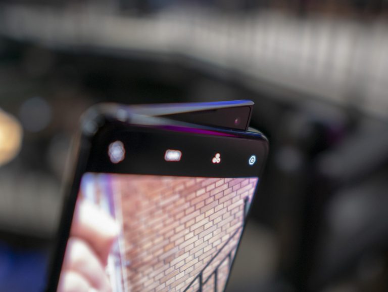 Uygun fiyatlı Oppo Reno Z ortaya çıktı