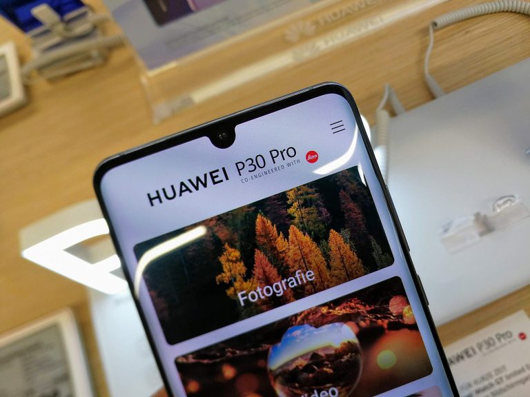 HongMeng OS yüklü 1 milyon Huawei telefon!