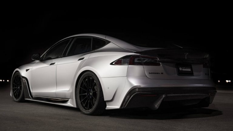 Tesla Model S için tasarım değişikliği