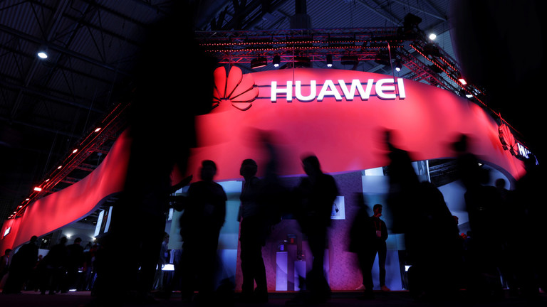 ABD’ye karşılık bir Avrupa ülkesi daha Huawei dedi!