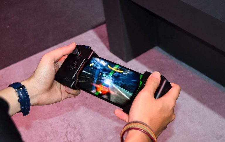 Asus ROG Phone 2 çıkış tarihi belli oldu