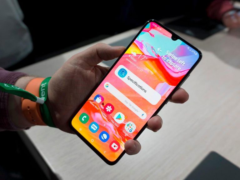 Galaxy A70 dünyaya 123 derece açıyla bakıyor!