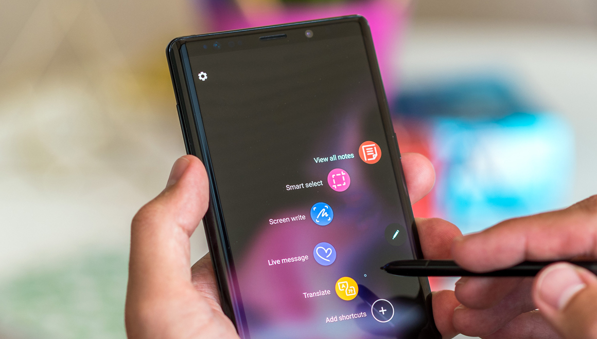 Galaxy Note 10 hızlı şarj ile yüzleri güldürecek!