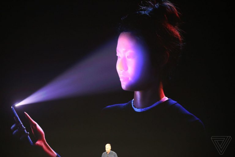 Google ve Apple rekabeti Face ID ile kızışıyor