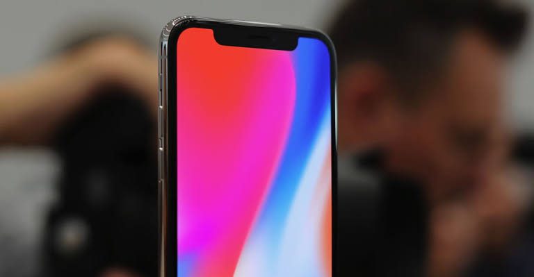 ABD-Çin gerilimi iPhone ekran üretimini etkileyebilir