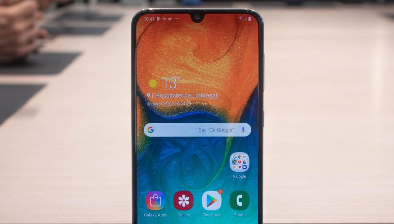 Samsung Galaxy A10s geliyor! Uygun fiyatlı telefon!