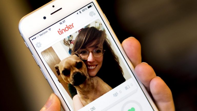 Tinder CEO’su: Facebook’tan korkmuyoruz