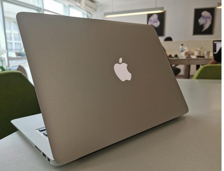 Intel yüzünden Mac satışları yine yerinde saydı