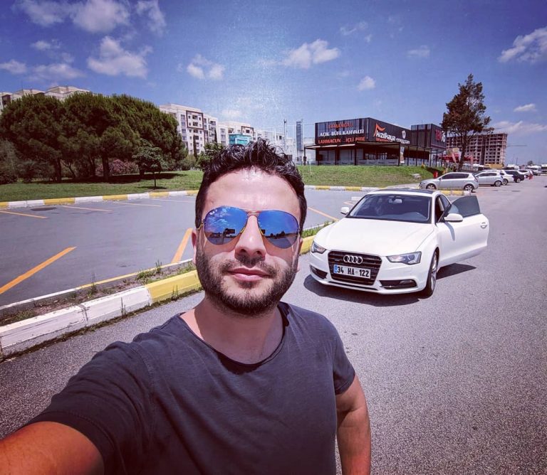 Hakkı Alkan takipçileri ile buluşuyor