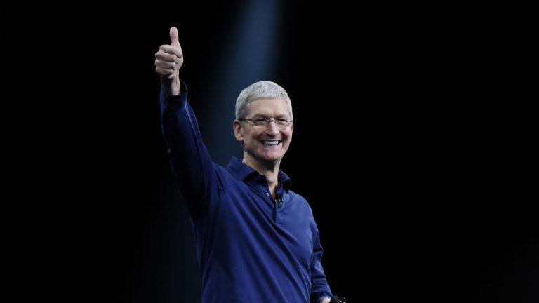 Tim Cook açıkladı! Milyon dolarlık bağış yapılacak