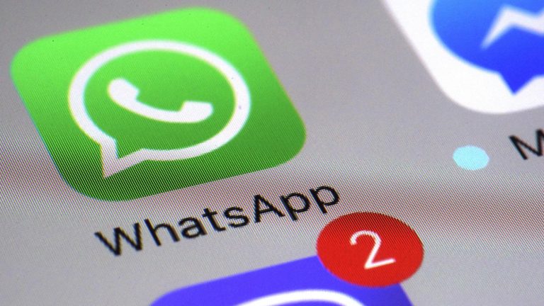 WhatsApp mesajları yüzünden sınır dışı edildi!