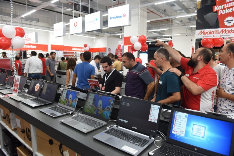MediaMarkt öğrenci indirimini başlattı