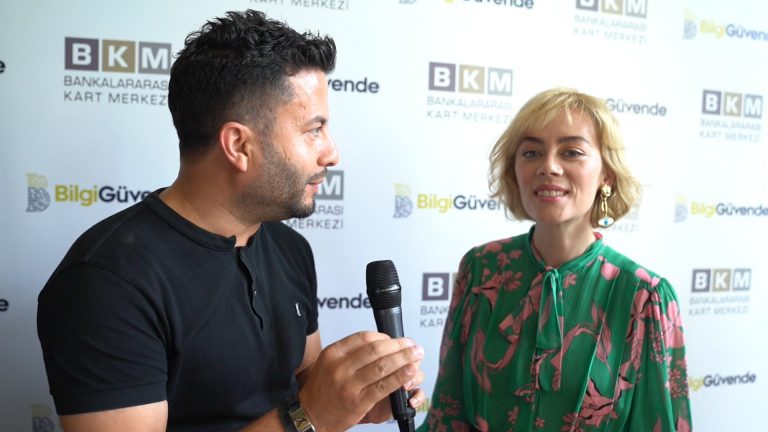 Demet Evgar’dan hırsızlara mesaj!