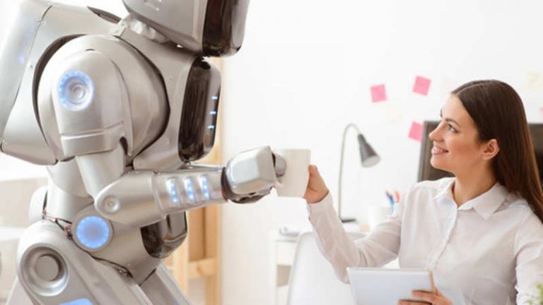 İnsanları ikna edebilen sosyal robotlar!