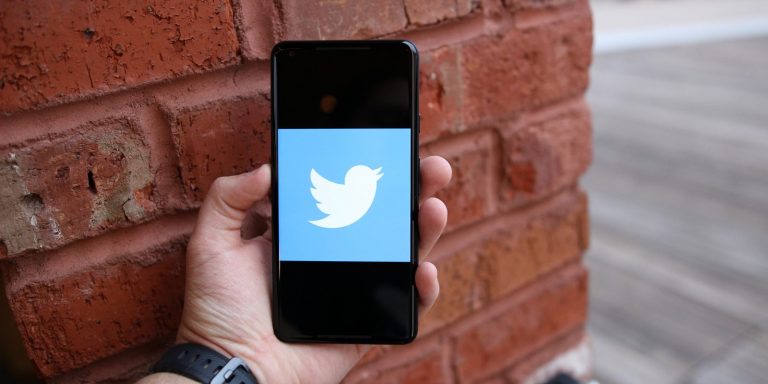 Twitter Android Lights Out modunu kullanıma sundu!