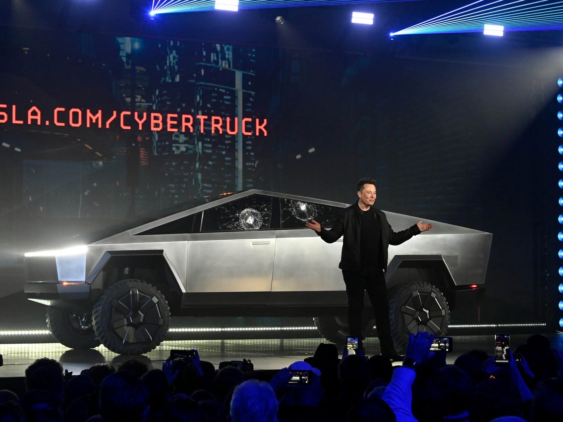Tesla Cybertruck videosu için hile iddiası!