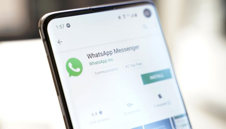 WhatsApp karanlık mod için sevindirici haber!