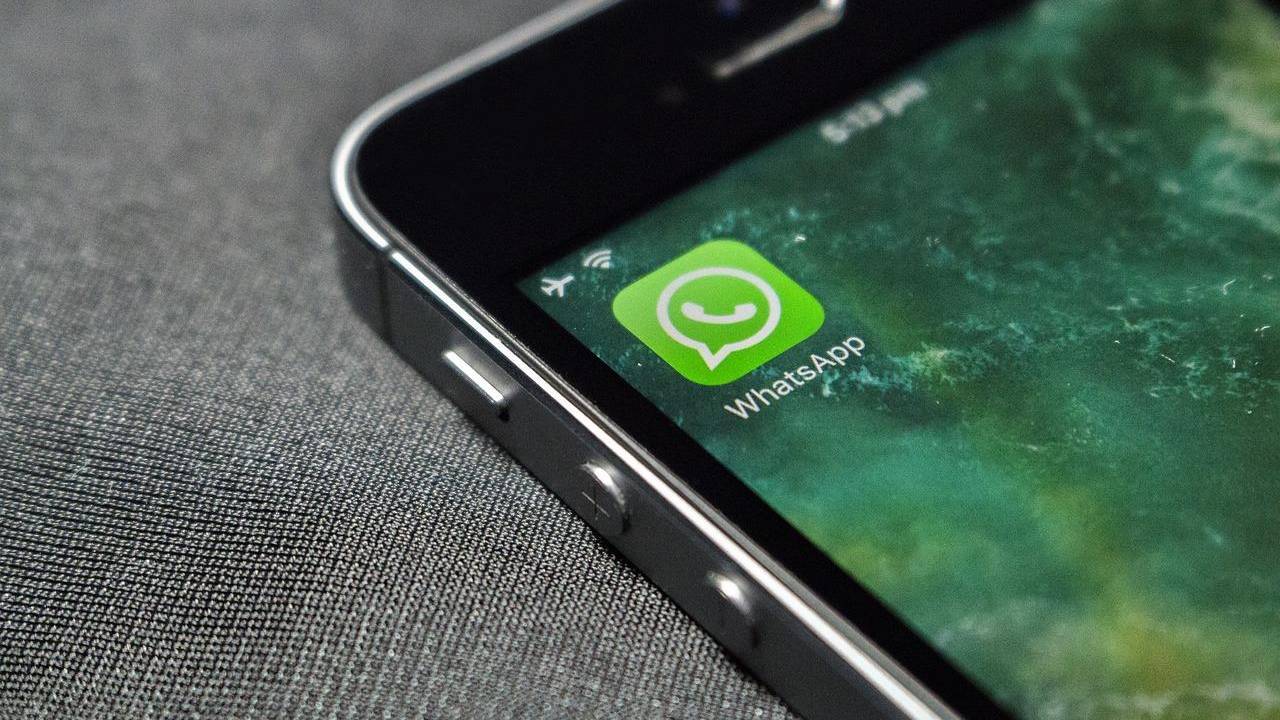 WhatsApp karanlık mod için görüntüler geldi