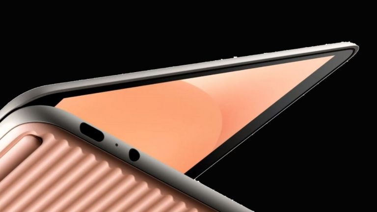 4K çözünürlüklü Pixelbook Go satışta