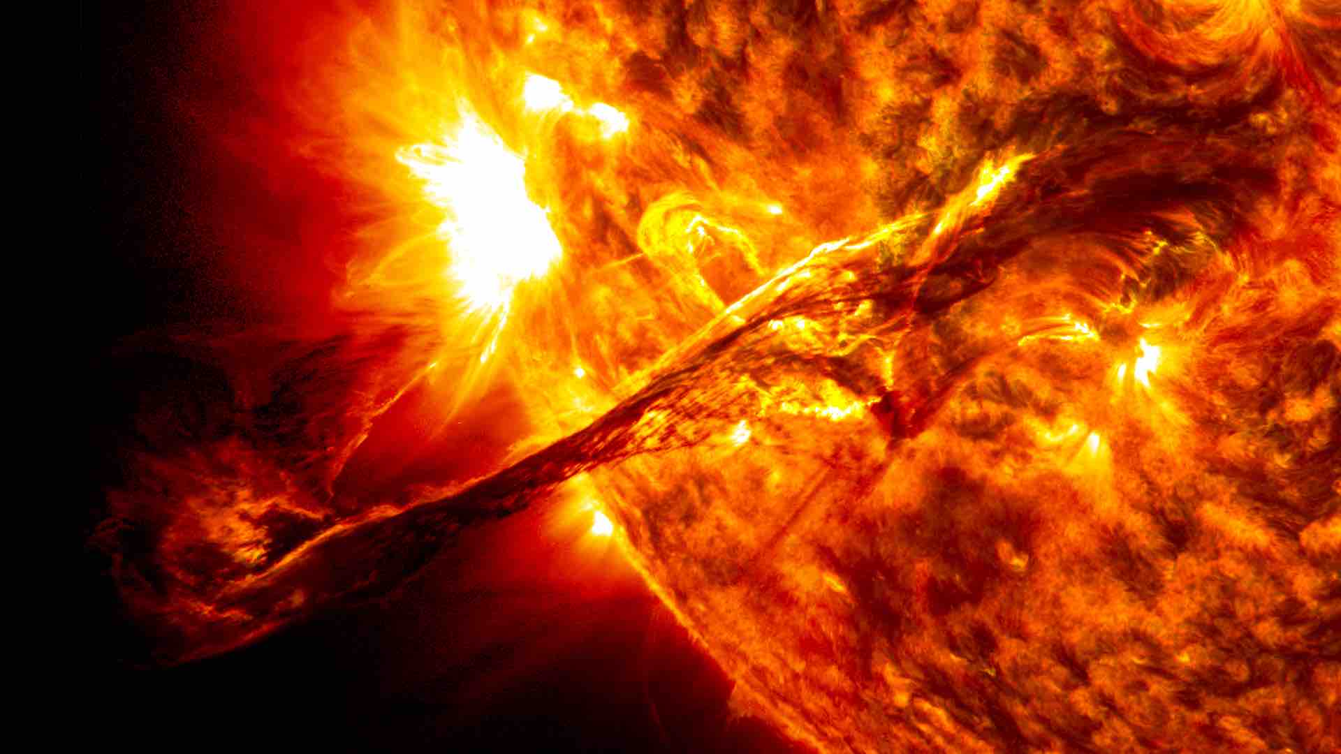 Güneşten 13 kat daha sıcak: Yapay güneş!