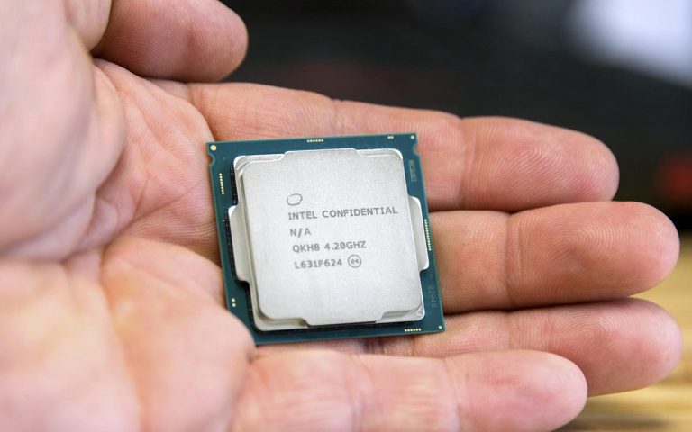Intel AMD yarışı giderek büyüyor: Intel i3-10300