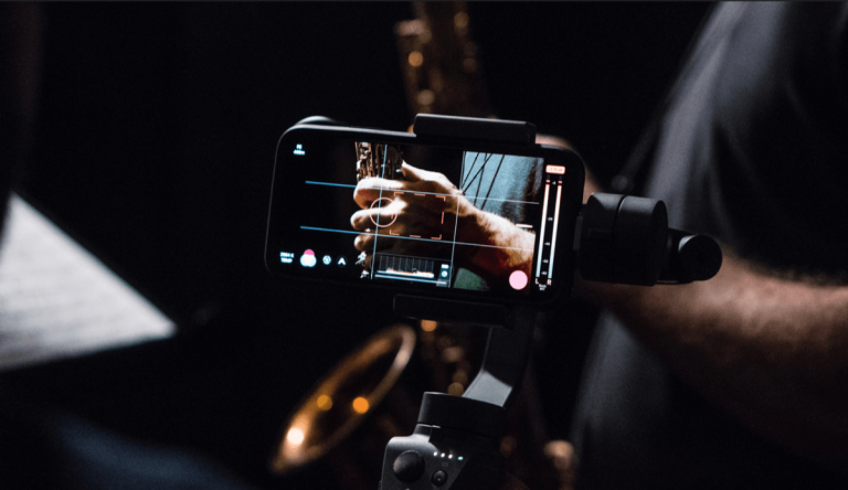 iPhone ile müzik videoları çekildi!