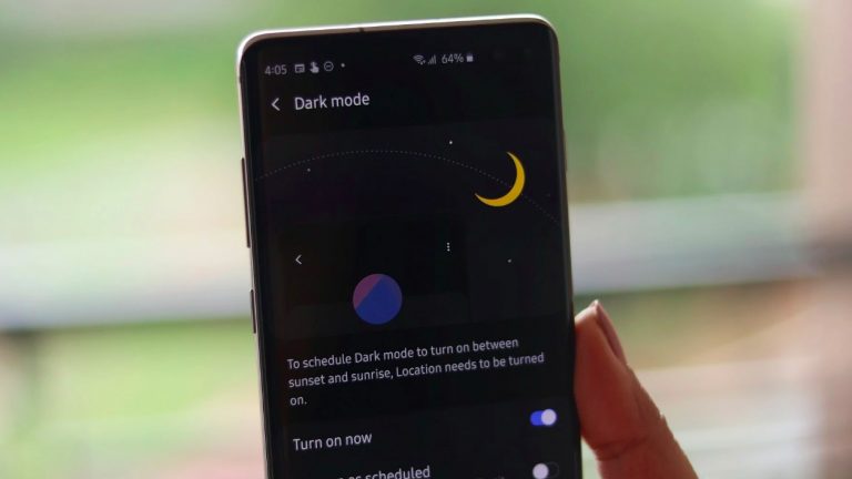 One UI 2.0 gece modu ile fark yaratıyor