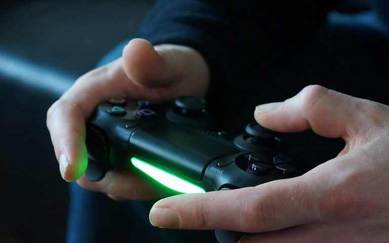 PlayStation 5 fiyatı