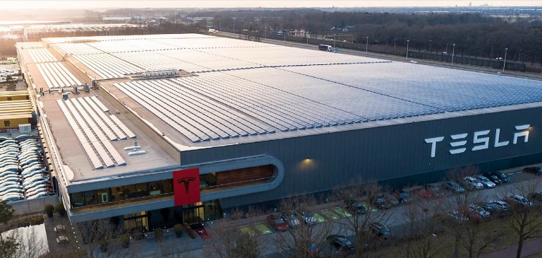 Tesla, Almanya’da Gigafactory açıyor
