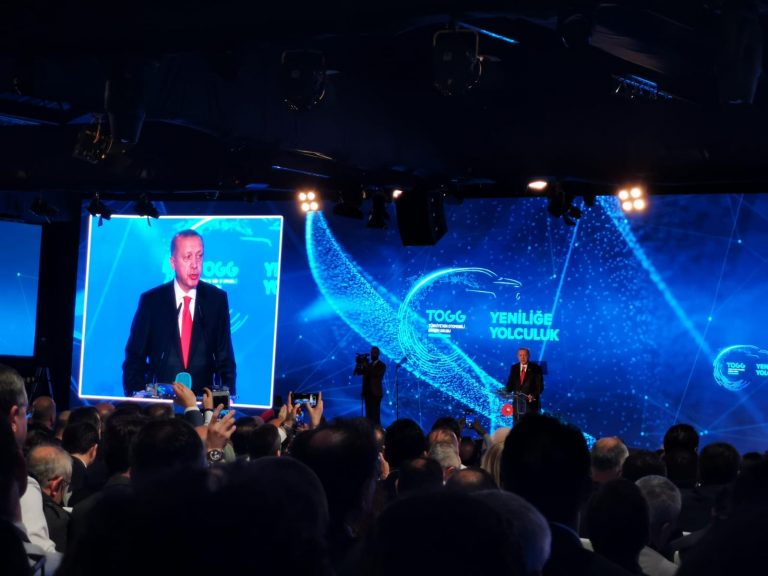 Yerli otomobile ilk ön sipariş Erdoğan’dan!