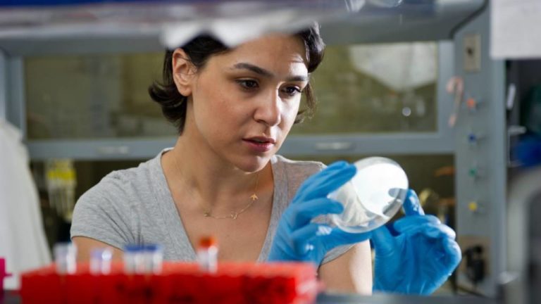 Türk bilim insanı Betül Kaçar NASA'nın ekibine seçildi - ShiftDelete.Net