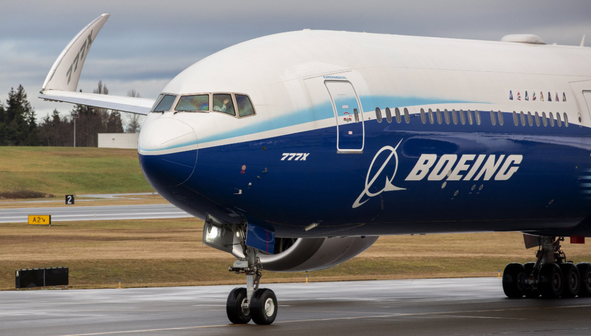 Tarihi anlar: Boeing 777X gökyüzü ile buluştu
