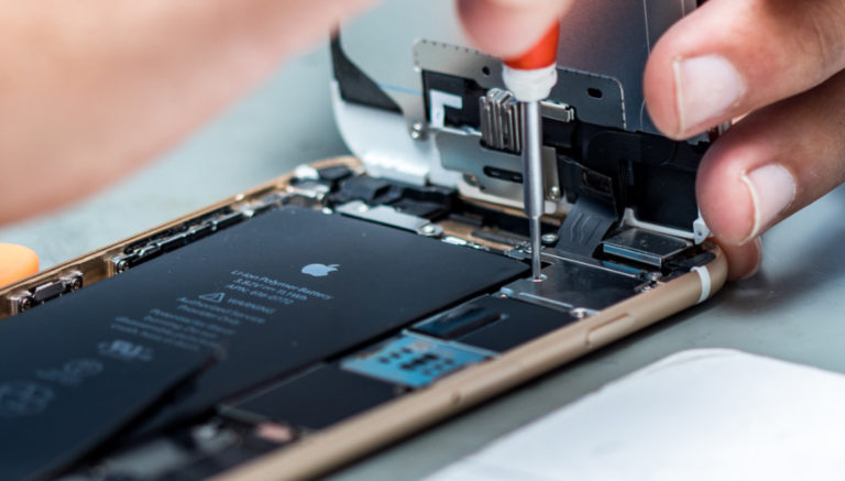 Apple, iPhone için evde tamir hizmetini başlattı!