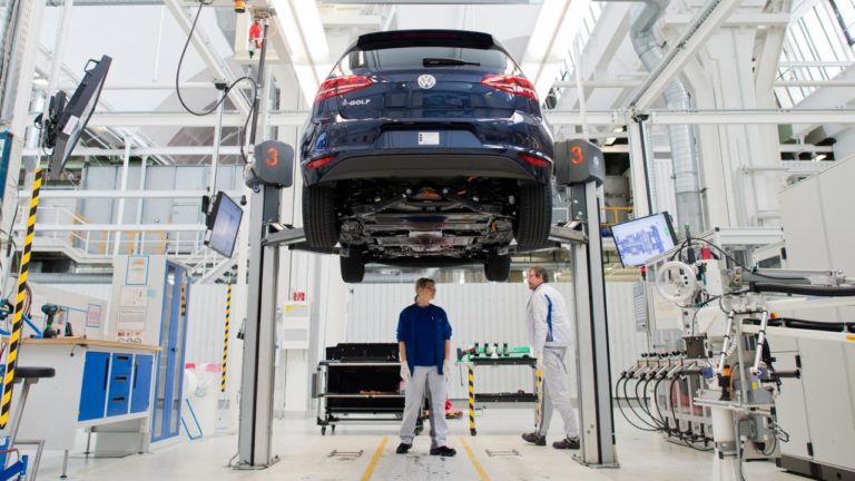 Volkswagen Türkiye fabrikası için kötü haber!