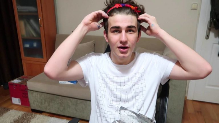 Tepkiler üzerine Berkcan Güven videosunu sildi