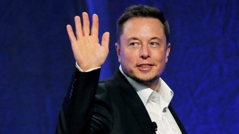Elon Musk, salgın konusunda insanları yanılttı