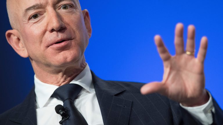 Amazon, Covid-19 test kitlerini dünyaya dağıtacak!