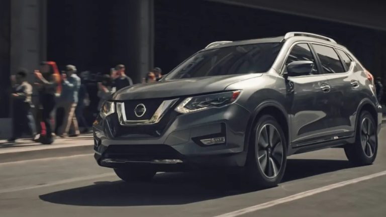 Nissan logo değiştiriyor