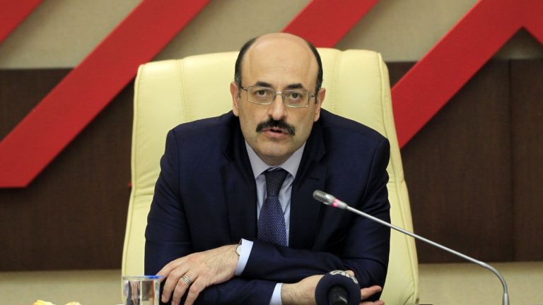 YÖK’ten karar: Uzaktan eğitim başlıyor