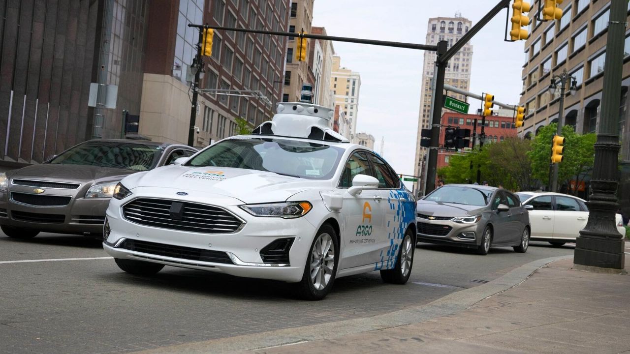 https://shiftdelete.net/wp-content/uploads/2020/04/Ford-otonom-taksi-projesi