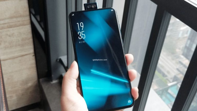 Pop-up kamera özellikli telefonlar