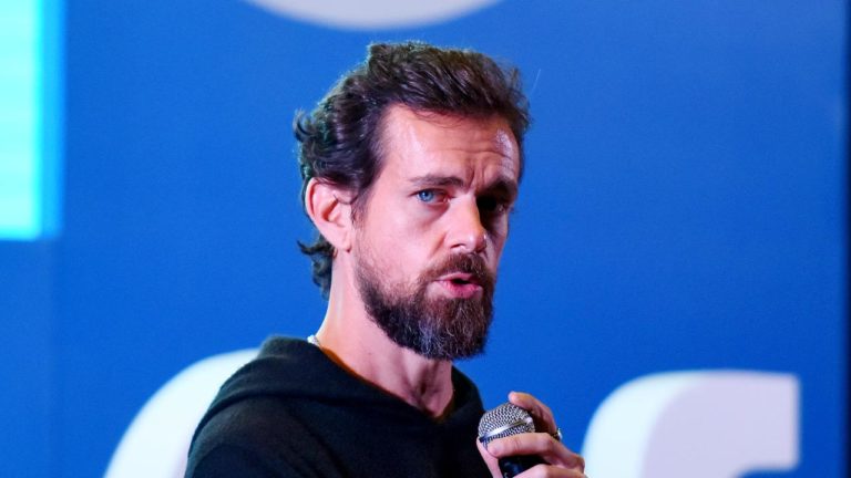 Twitter CEO’su ilk tweet için NFT oluşturdu