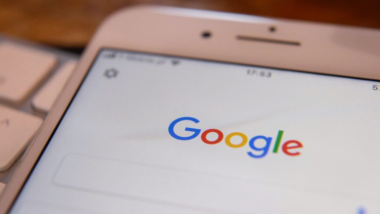 Google ve Apple’ın teknolojisini kimler kullanamayacak?